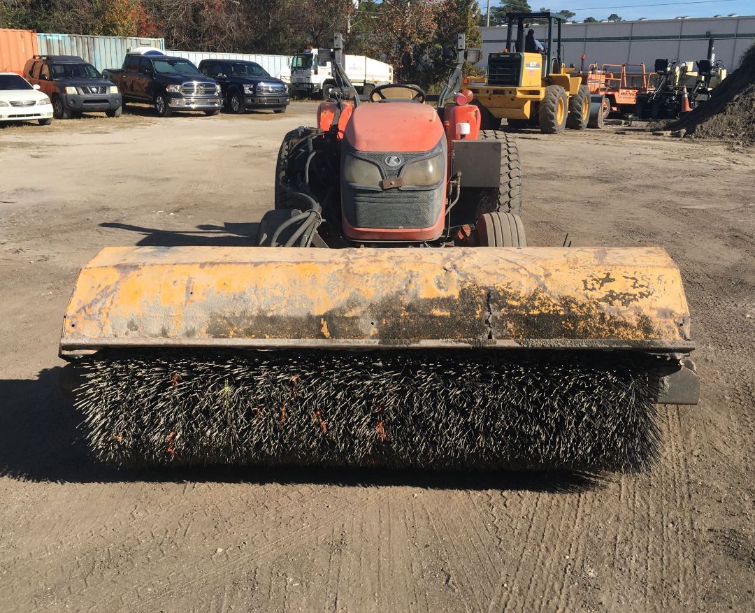 2010 KUBOTA MX4700F - Image 5
